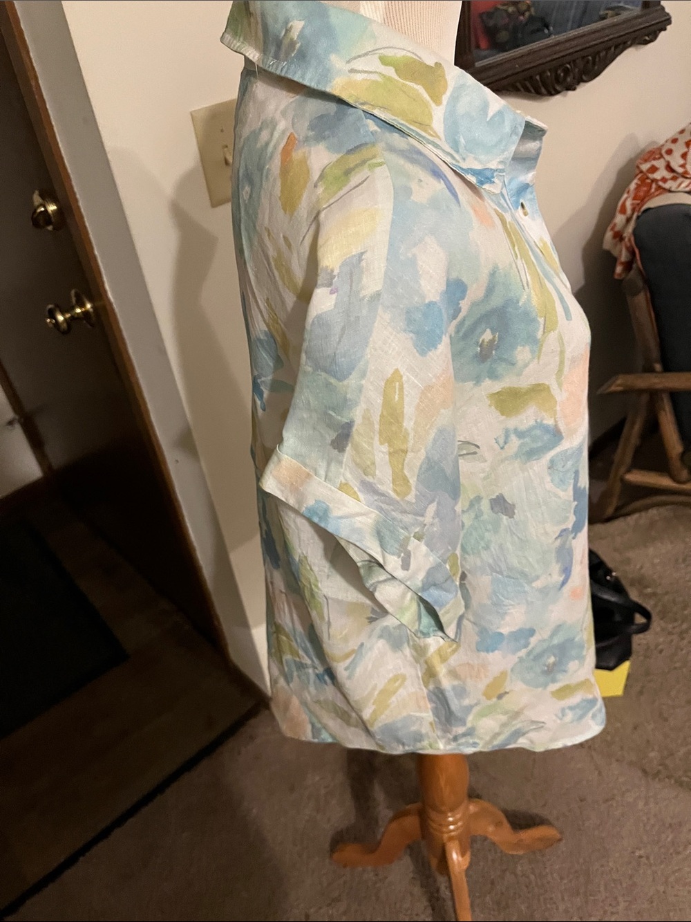 cloth & stone Pastel Floral Short-Sleeve Button-Down Shirt - Picture 3 of 4
